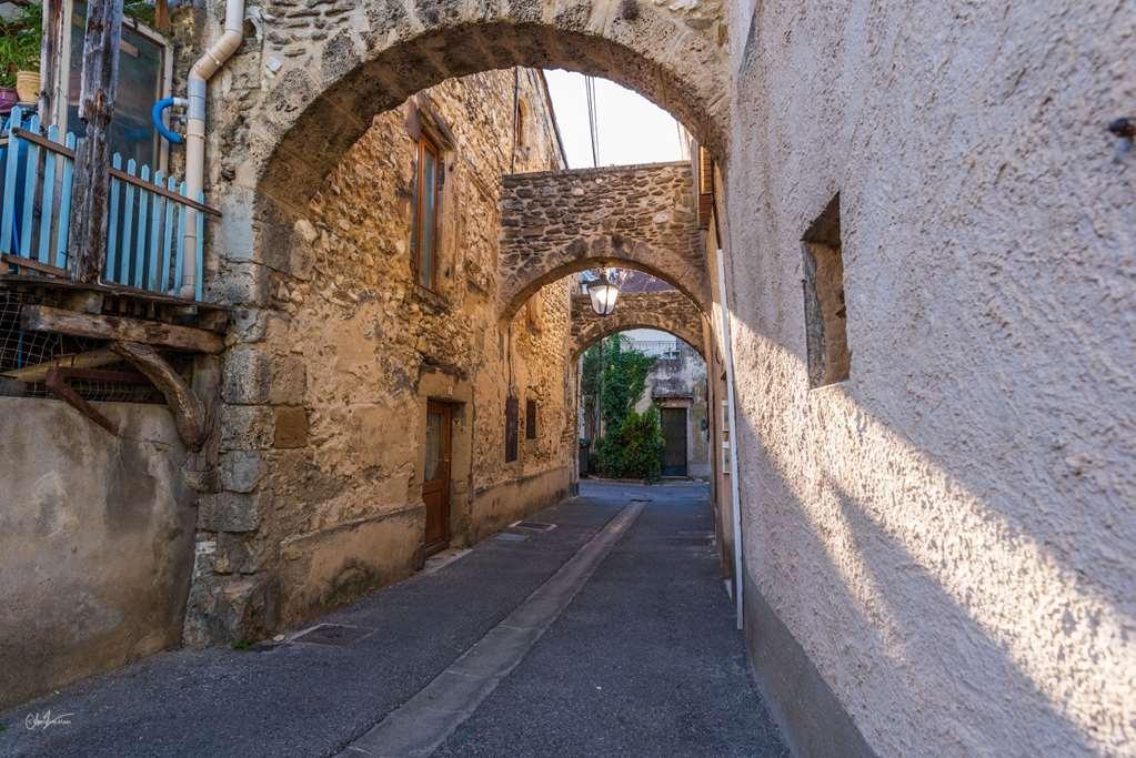Cerise Valence Valence (Drome) Quarto foto